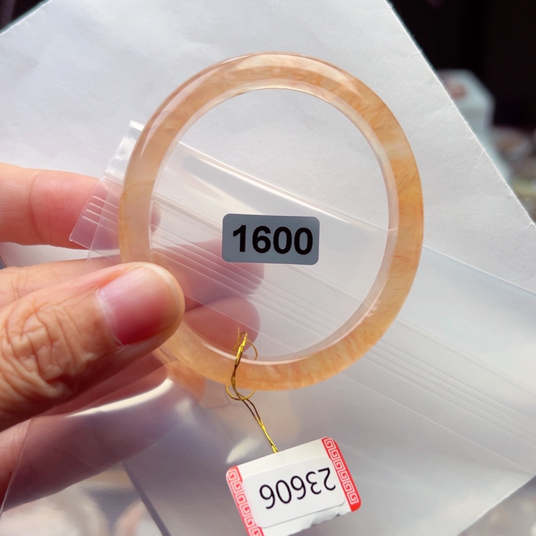 玛瑙/玉髓手镯未镶嵌离**嫣