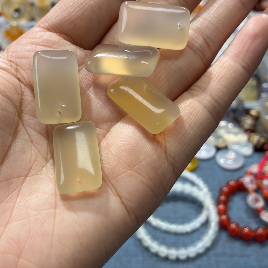 玛瑙/玉髓未镶嵌吊坠(不含链)