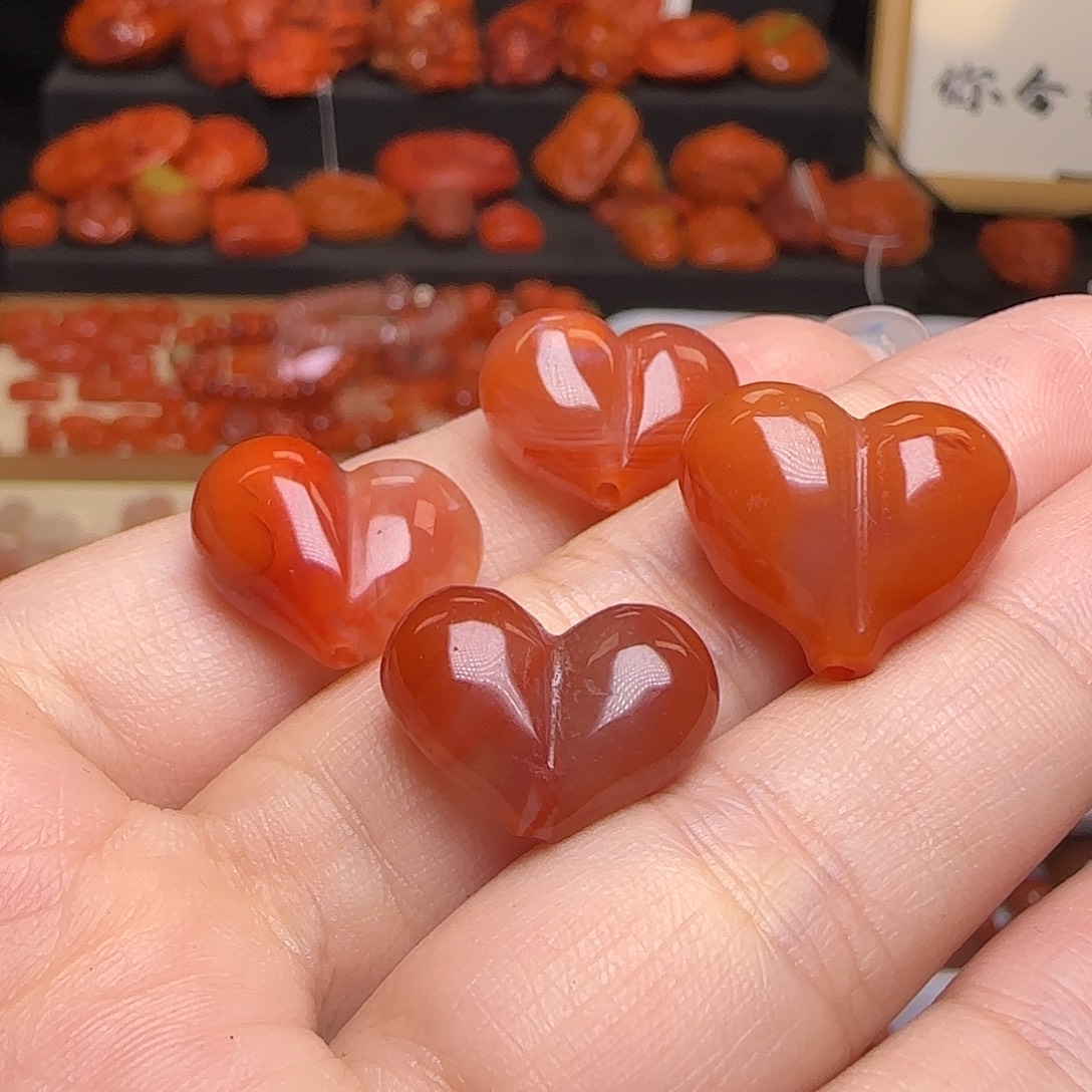 南红玛瑙未镶嵌颈饰