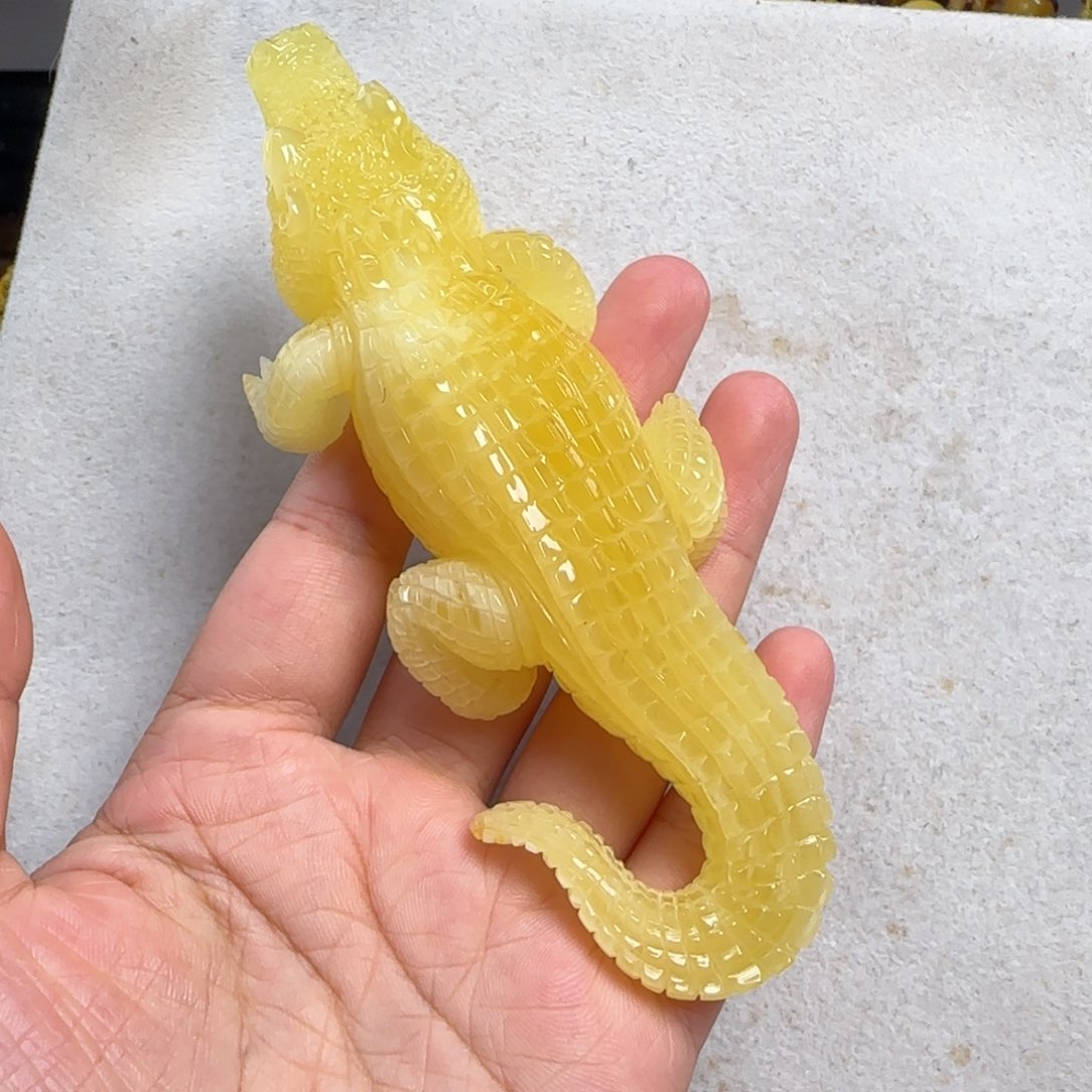 蜜蜡未镶嵌珠宝奇石