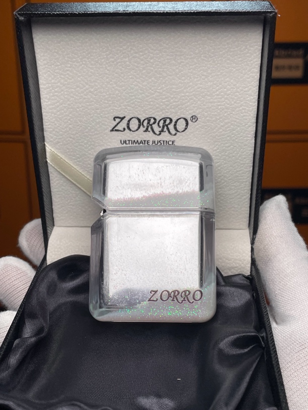 微瑕创意 Zorro佐罗 时尚夜光流沙白煤油打火机z103-801珠光白