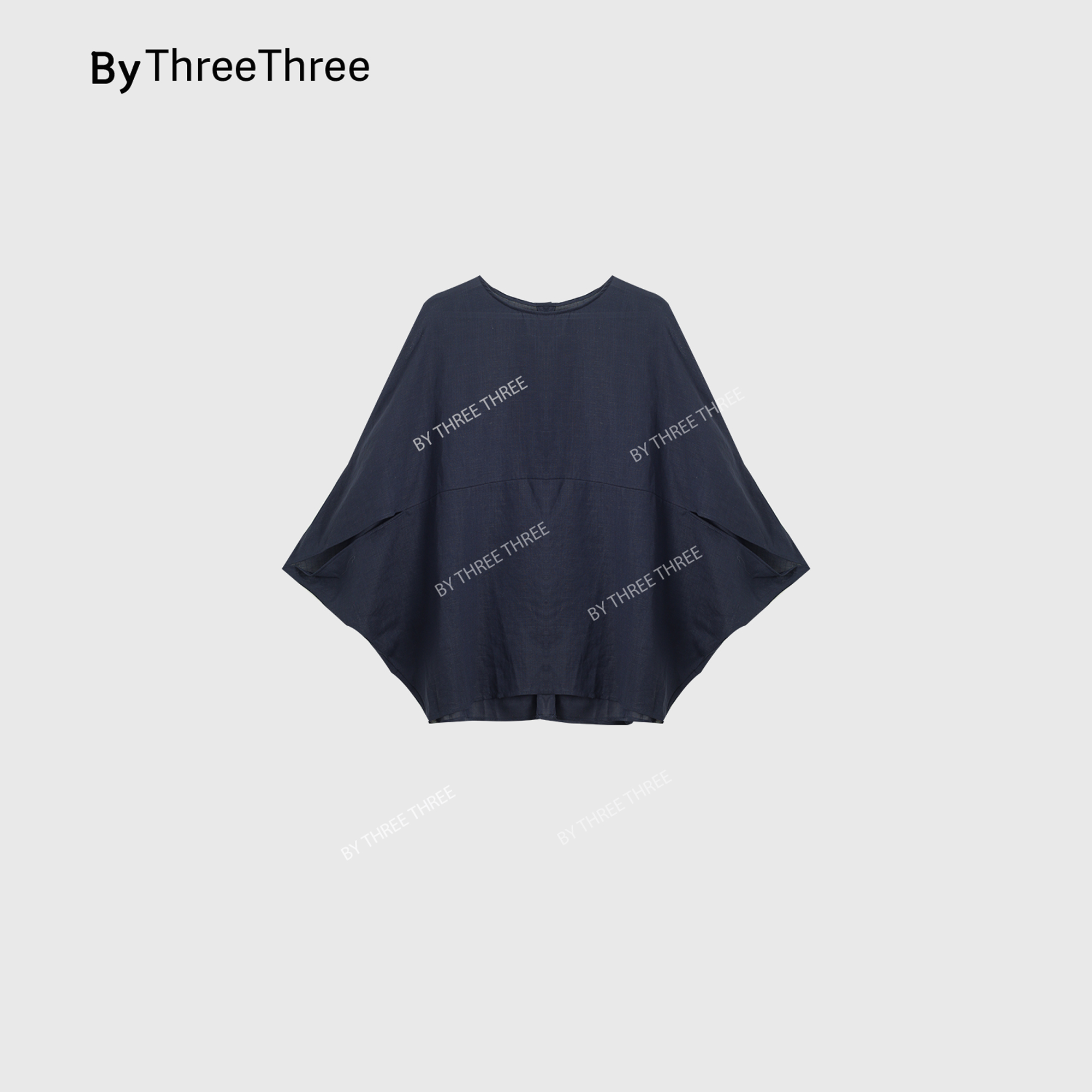 【LiuSanSan】设计感宽松显瘦套头罩衫T恤蝙蝠袖上衣女2506073