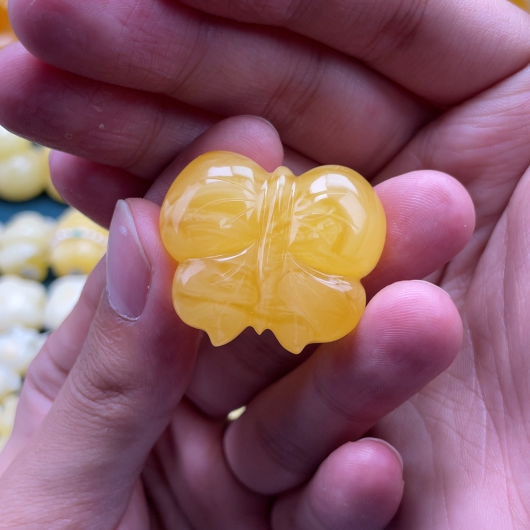 琥珀未镶嵌裸石蜜蜡