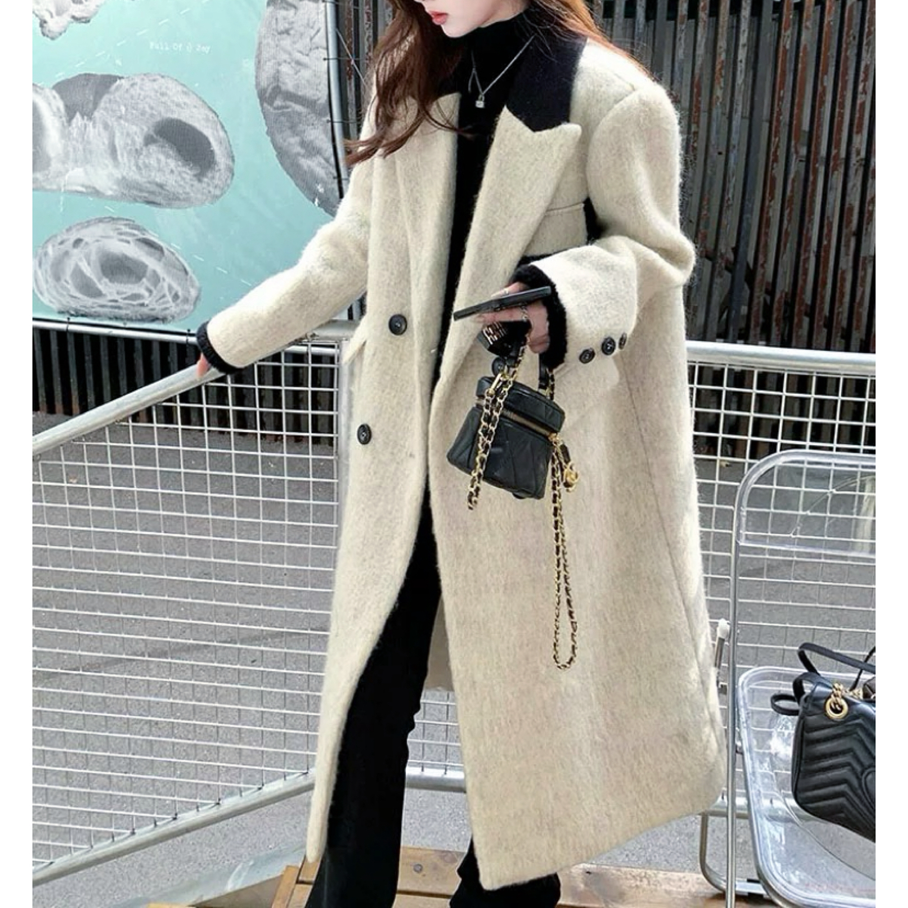 233  【夹棉加厚】高级感复古拼接正肩毛呢外套（A025）