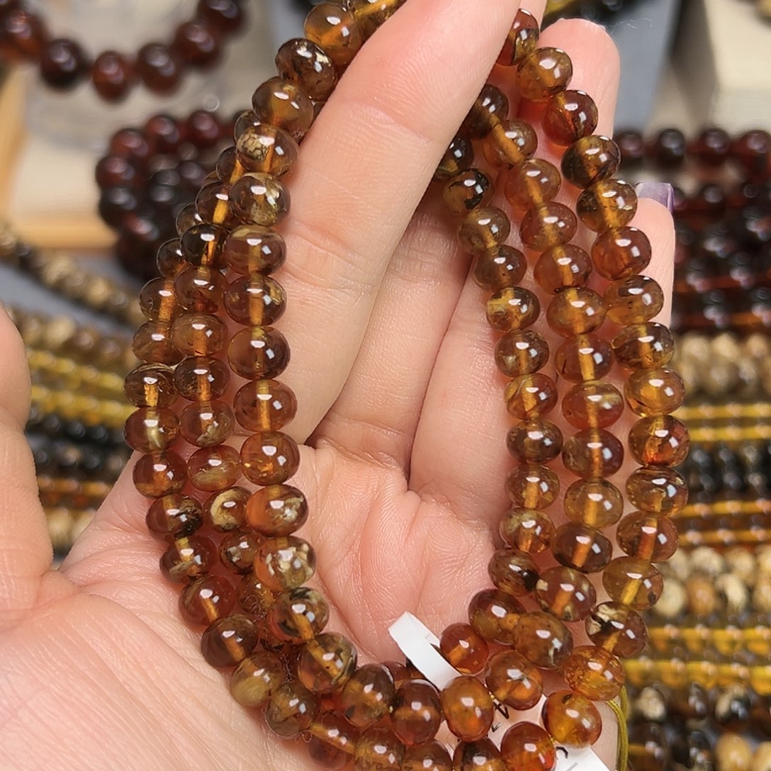 时***儿琥珀未镶嵌裸石抚顺琥珀七20036