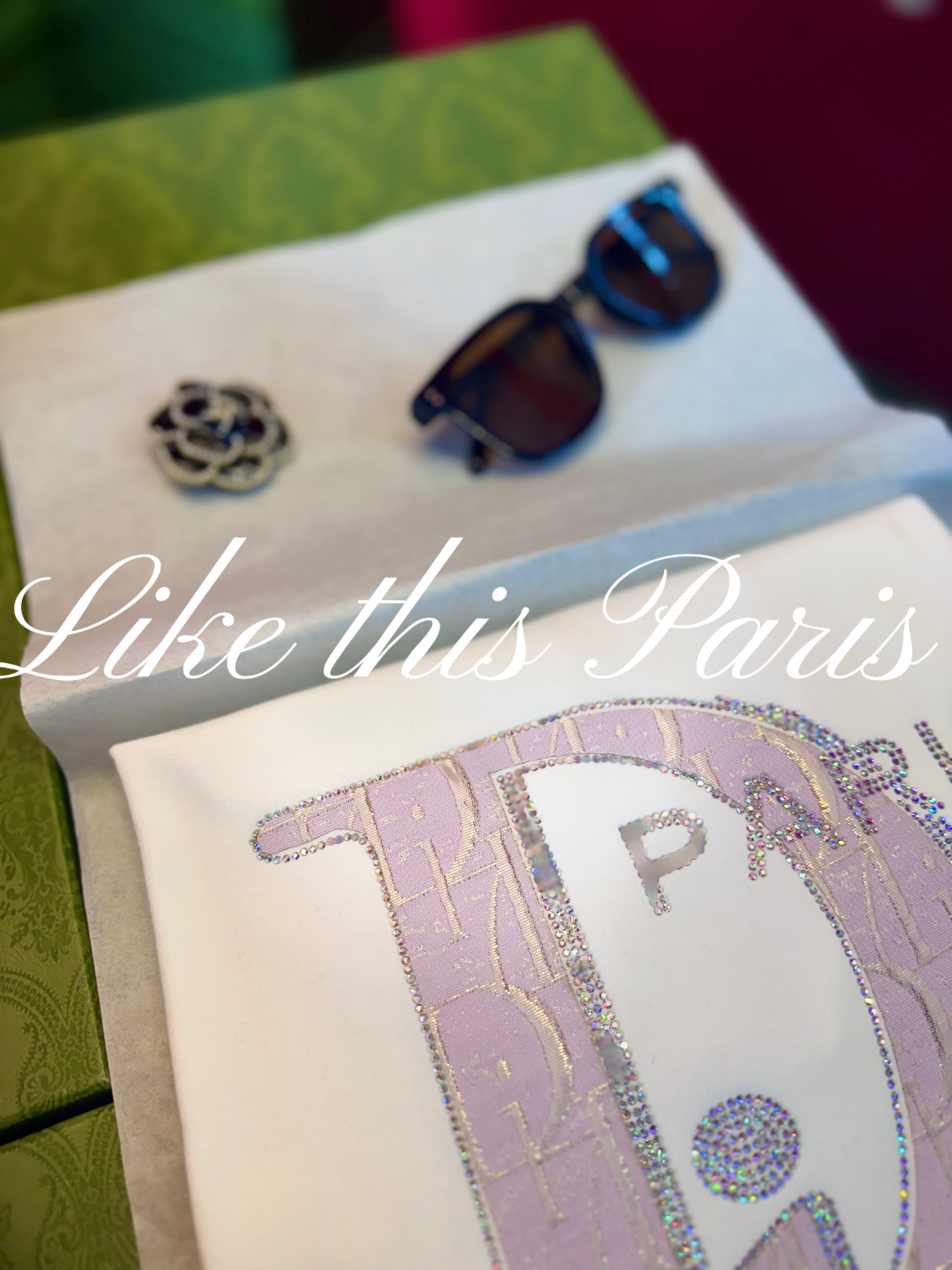 【春色小迪】ss25年新款 重工水钻手工彩绘工艺 时尚高级短袖百搭