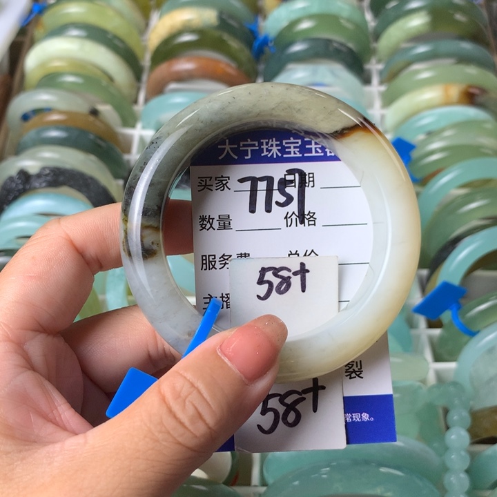 未镶嵌蛇纹石玉手镯7757