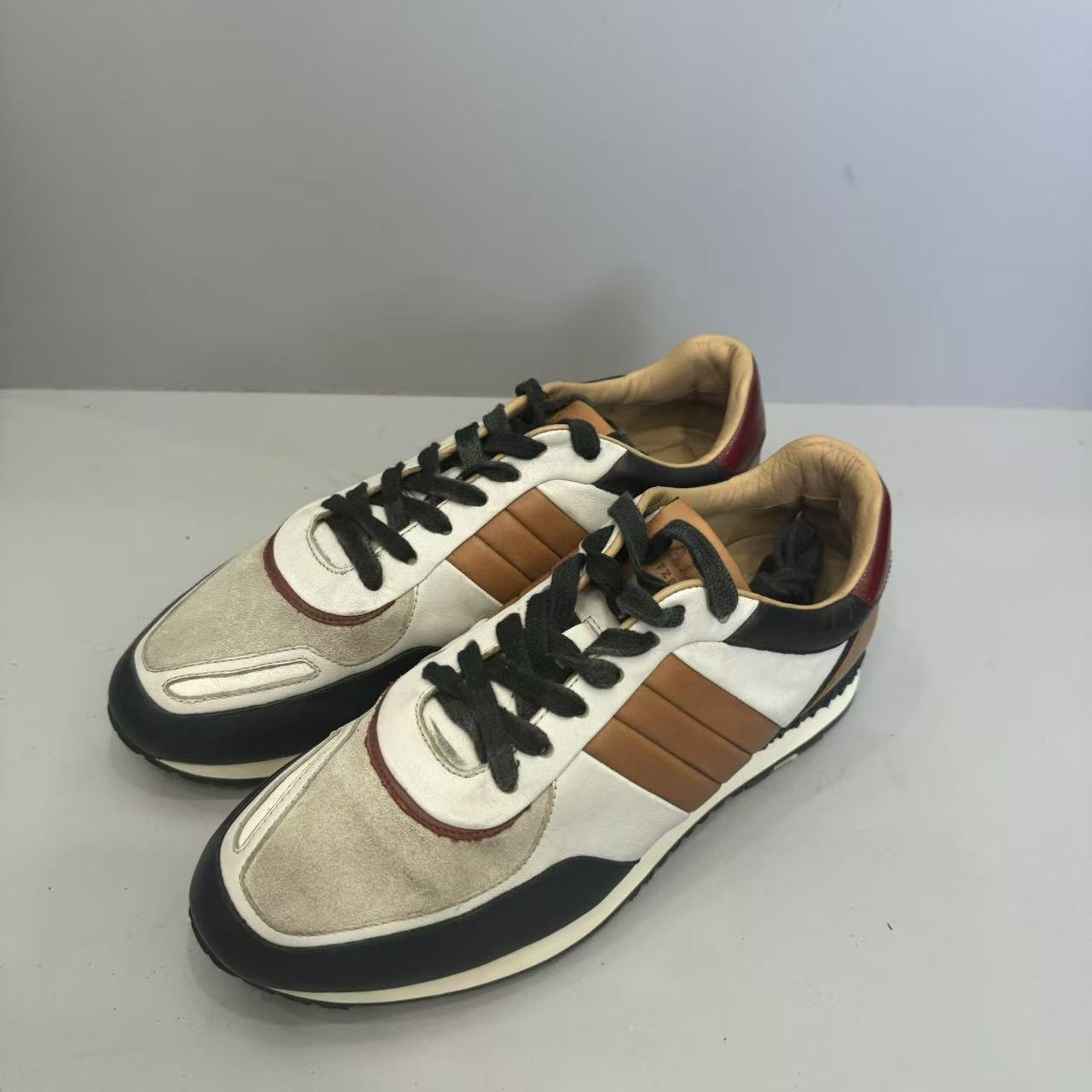 95新 BALLY/巴利 39码 245 低帮 休闲鞋