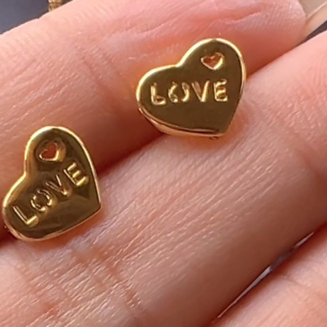 足金999 黄金直针亮面爱心 1.54