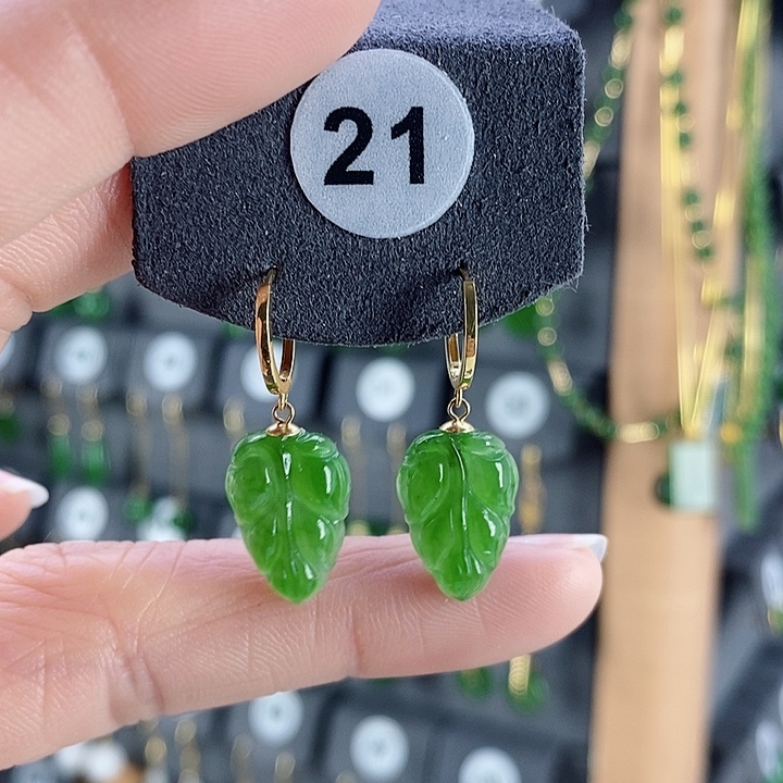 和田玉耳饰18K金镶嵌