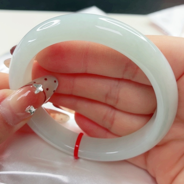 翡翠未镶嵌手镯57x562