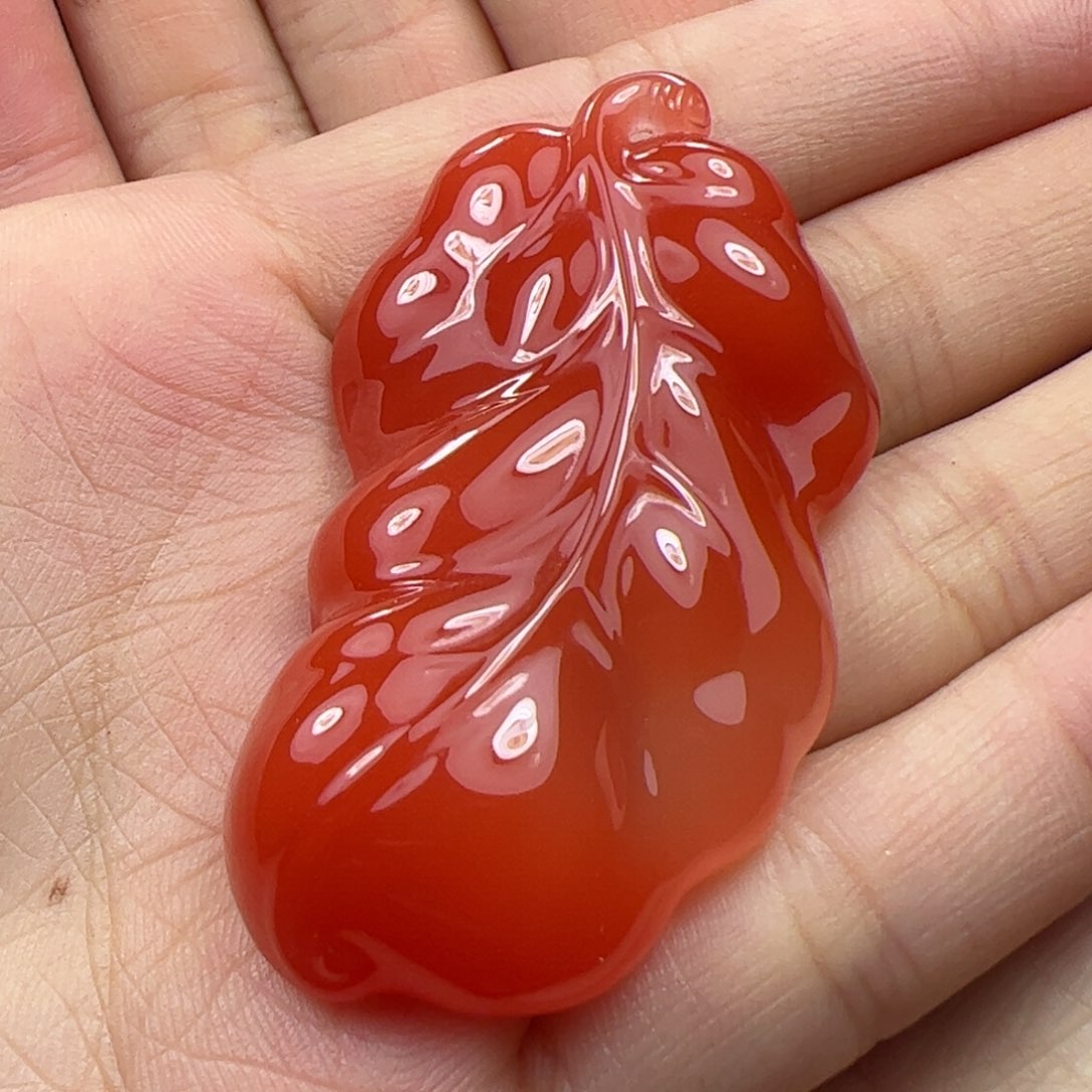 未镶嵌吊坠南红玛瑙