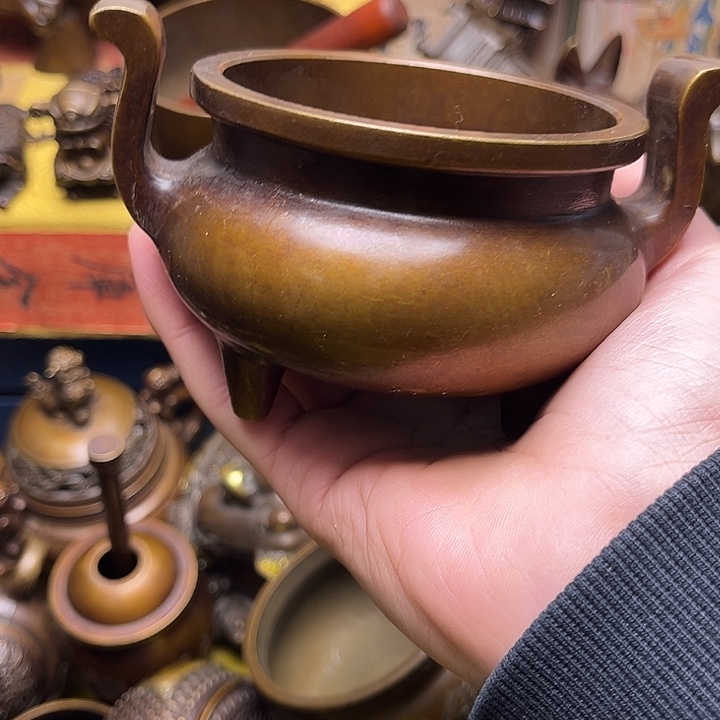 精美铜器点击下单