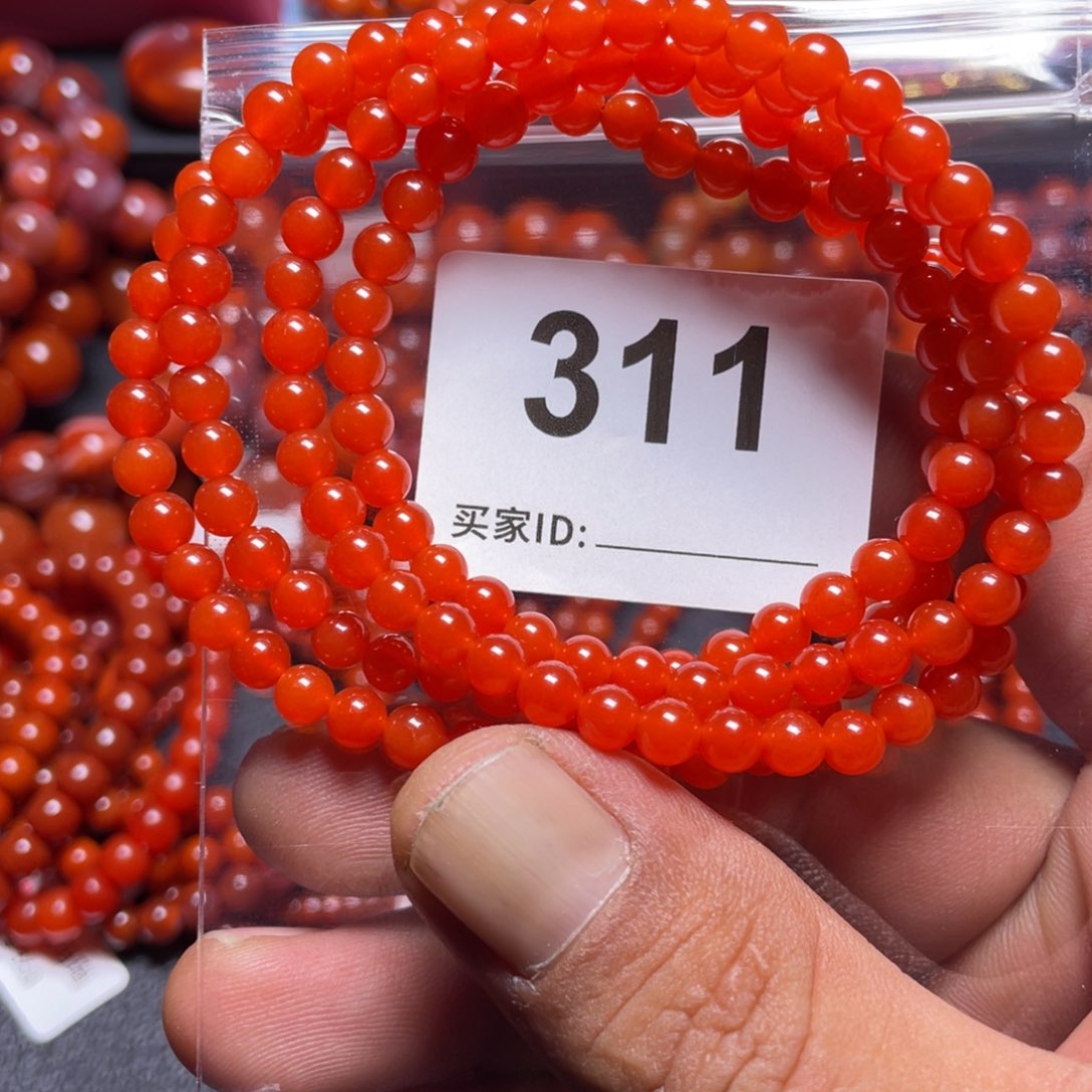 南红玛瑙未镶嵌手链