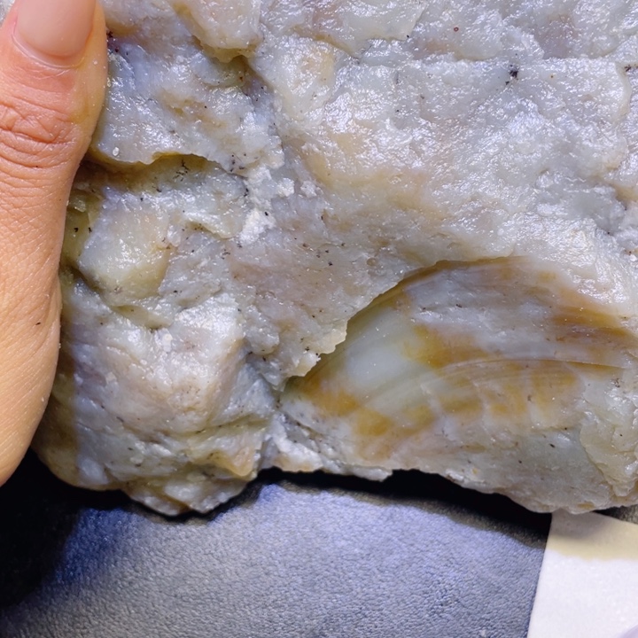 自***在和田玉未镶嵌珠宝半成品