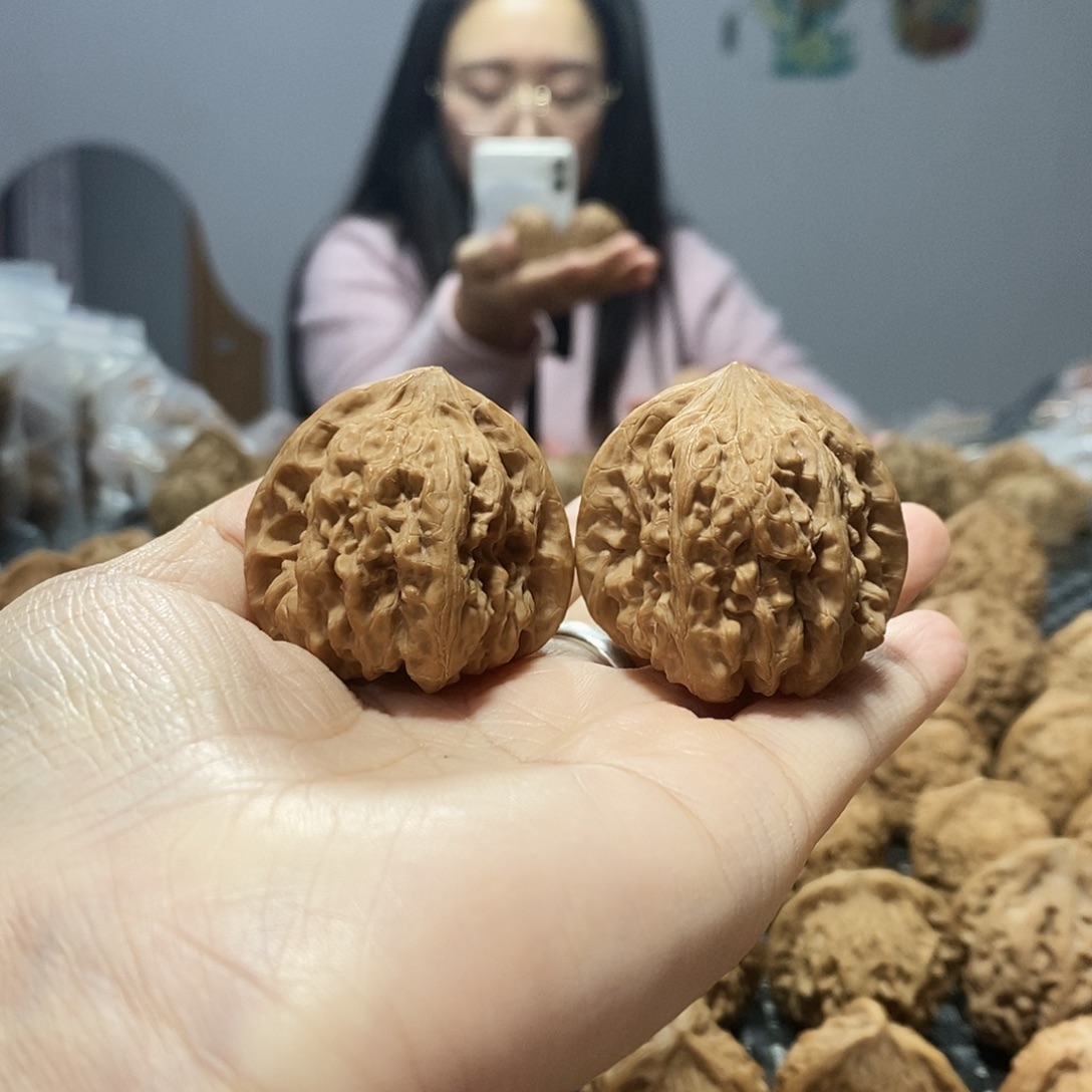 吊坠文玩核桃凹底40