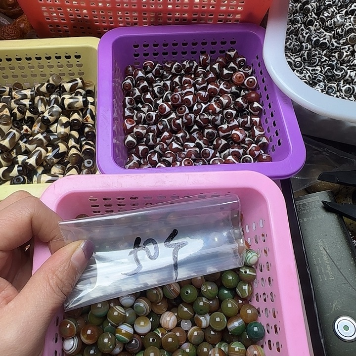 玛瑙/玉髓未镶嵌珠宝半成品17