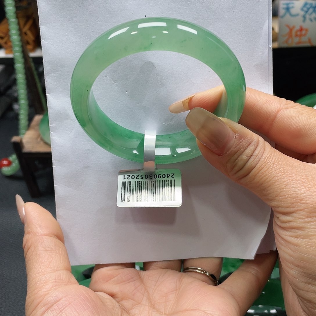 石英质玉手镯未镶嵌淼淼