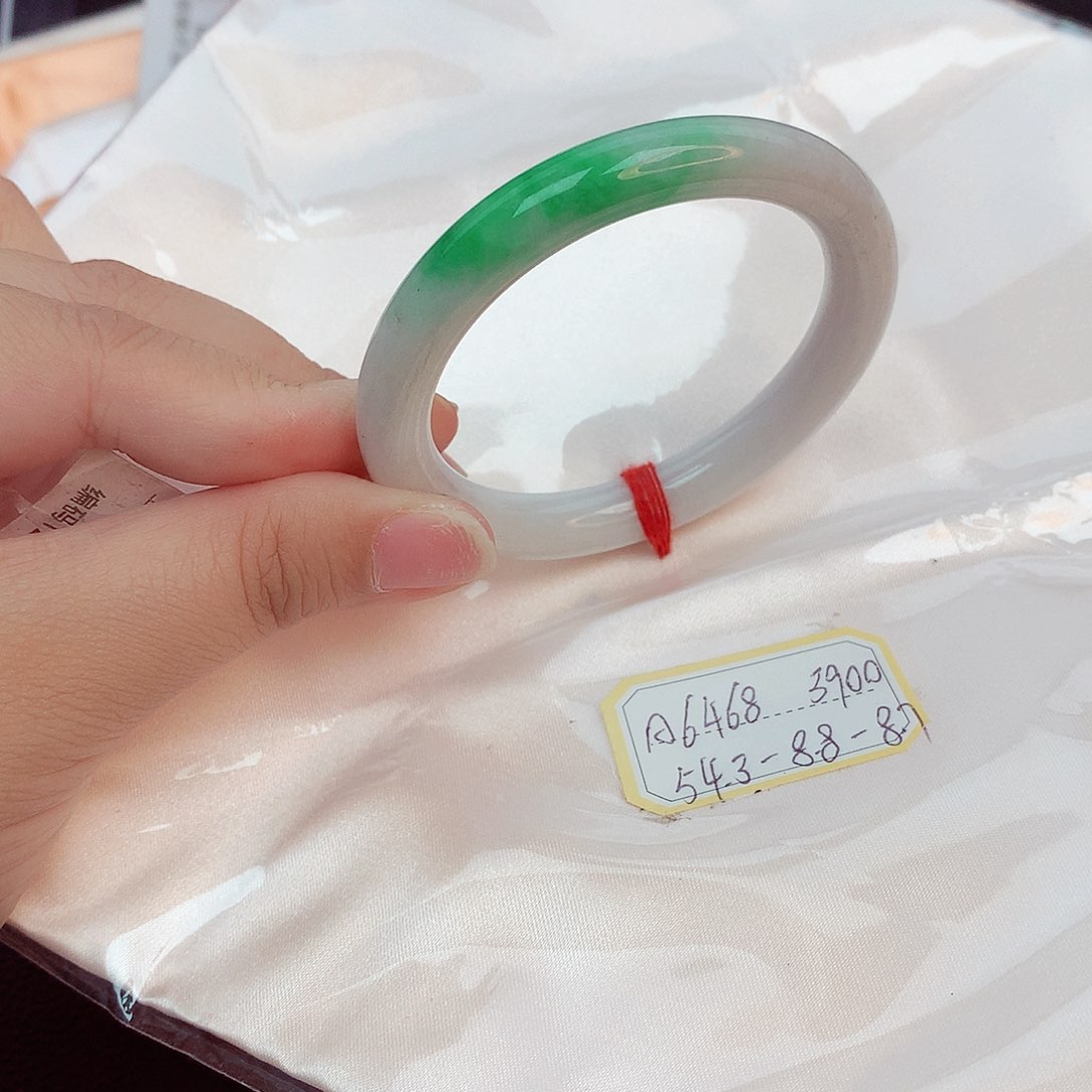 翡翠手镯未镶嵌天然缅甸翡翠A货