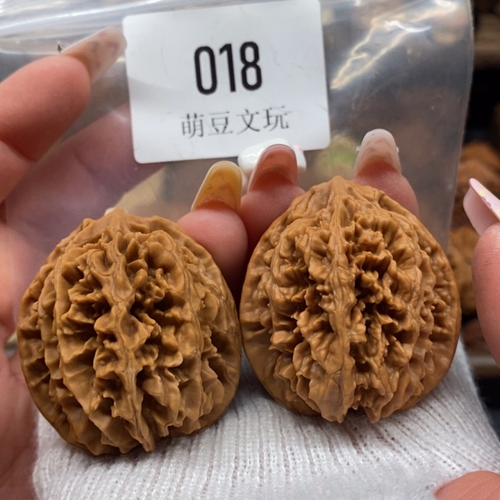文玩核桃把件默认微瑕018状元牡丹38尺全品