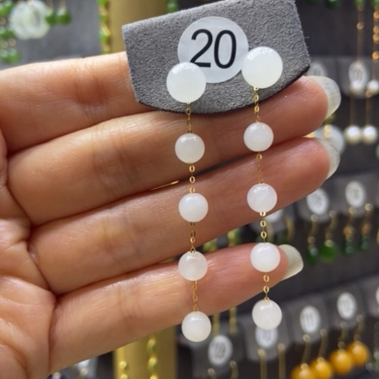 和田玉18K金镶嵌耳饰