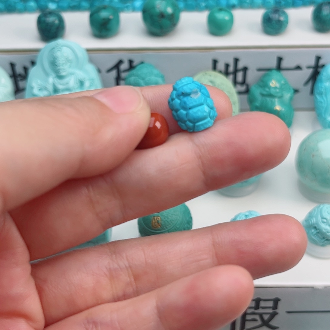 南红玛瑙未镶嵌珠宝奇石