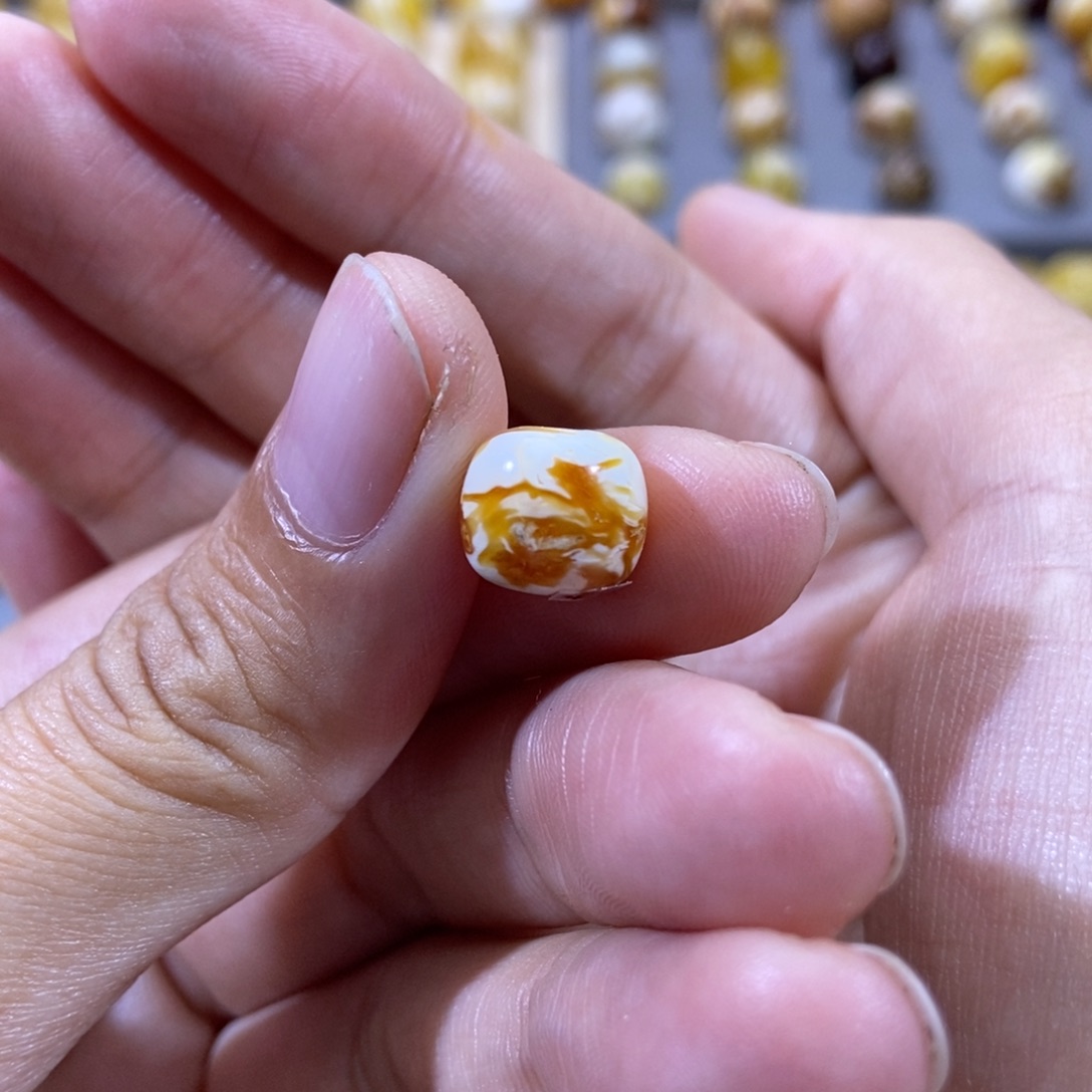 琥珀珠宝奇石未镶嵌风*