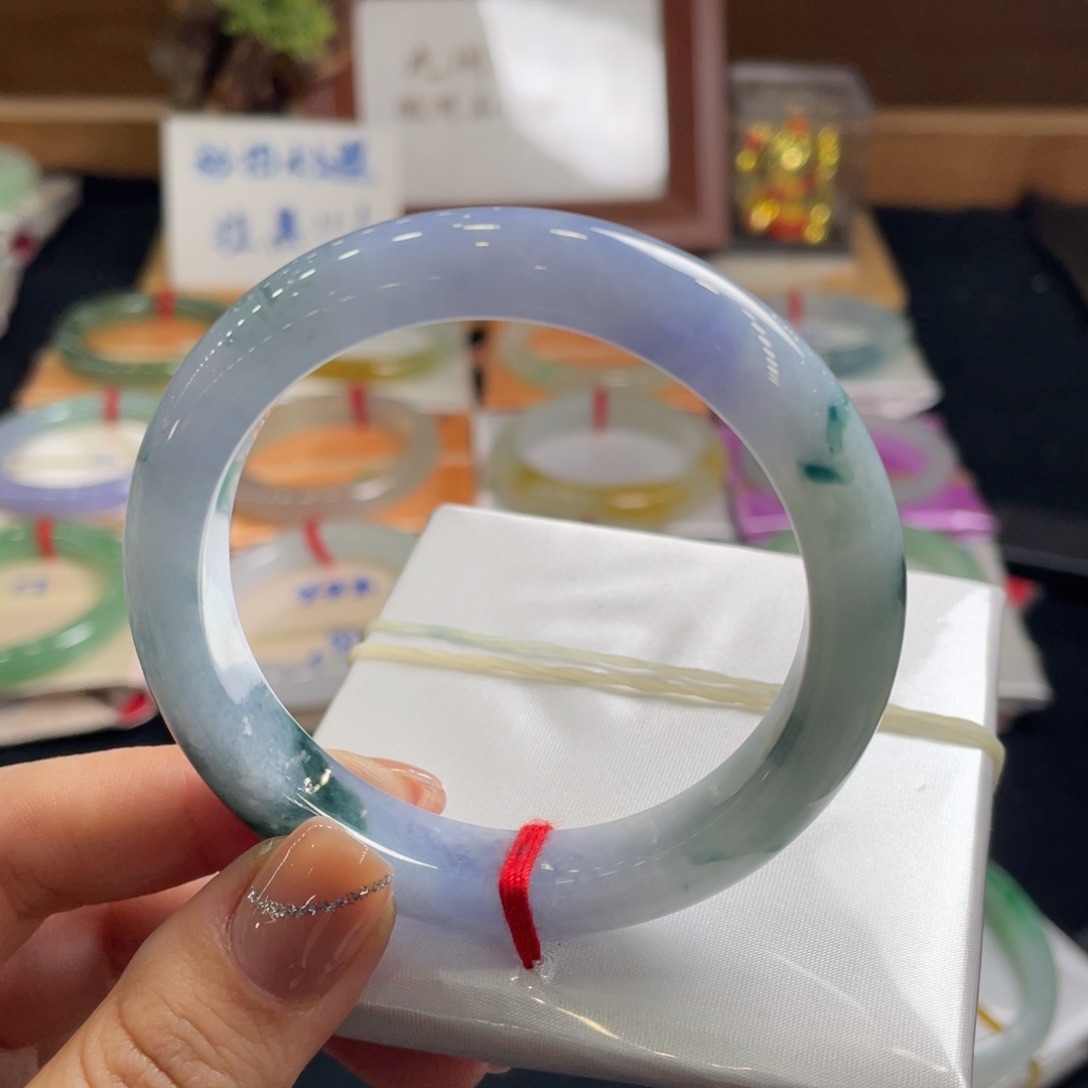 翡翠手镯未镶嵌54.4正