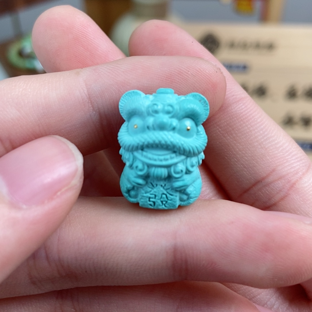 绿松石雕刻未镶嵌