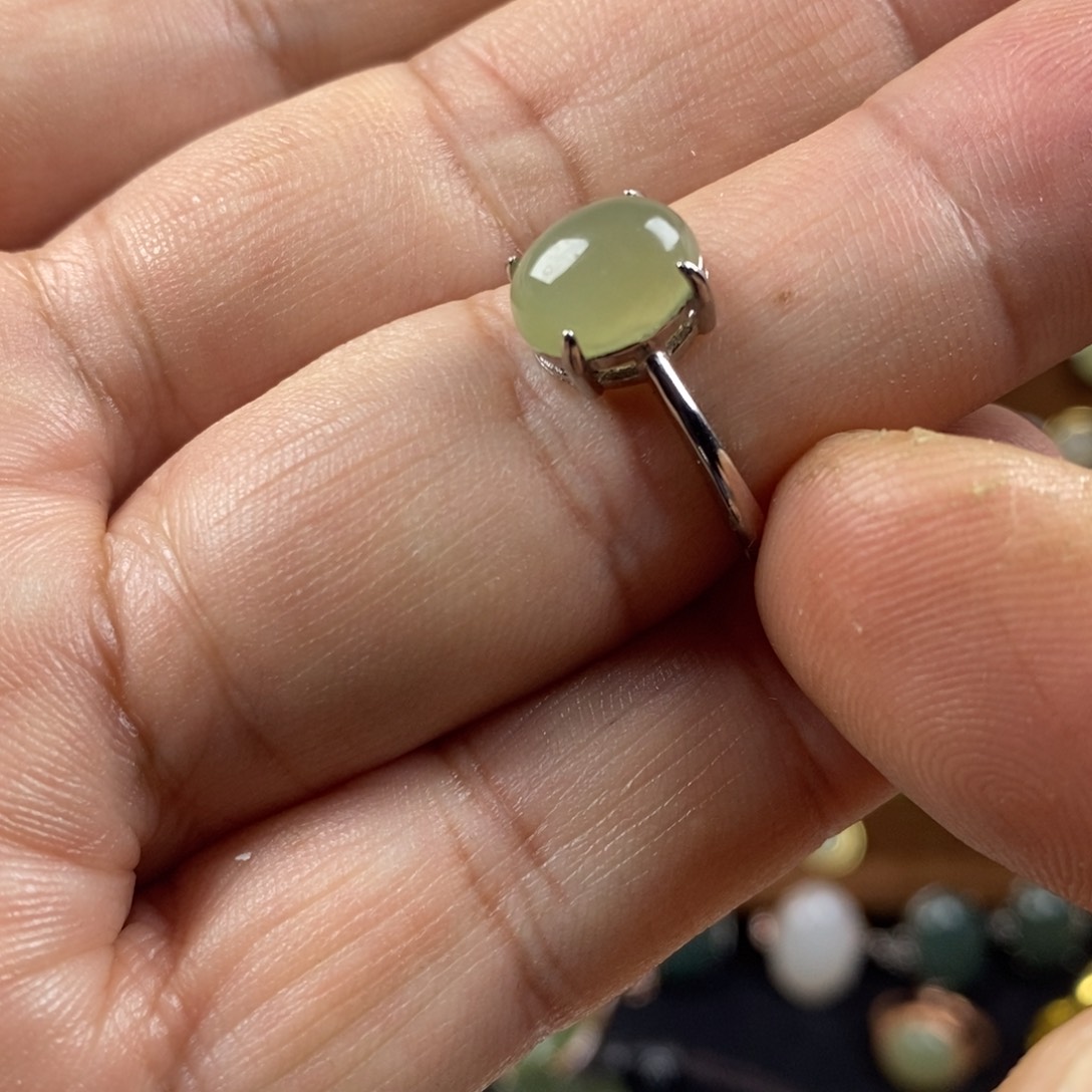 和田玉（青白玉）戒指合金