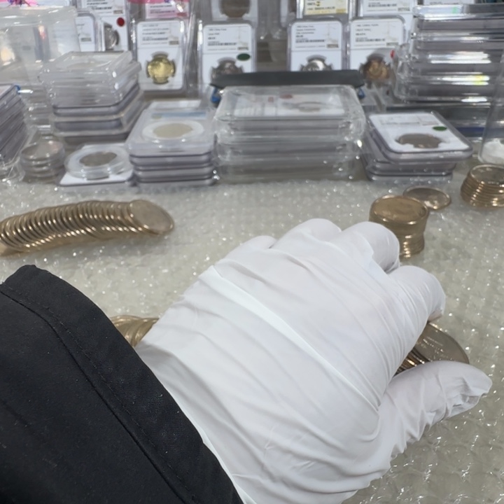 *****1981年长城币1元5枚卷拆品