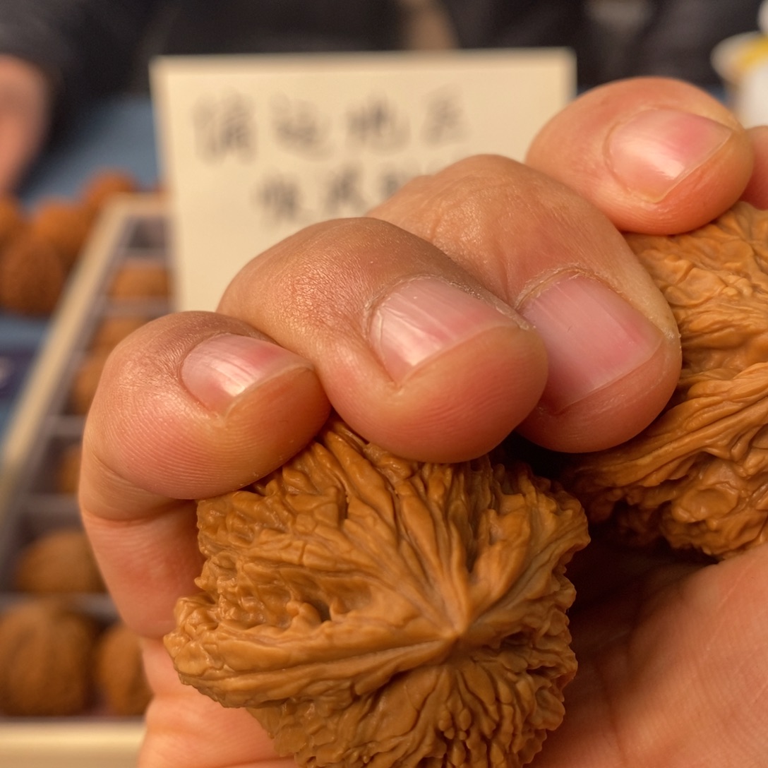 文玩核桃把件40南疆石