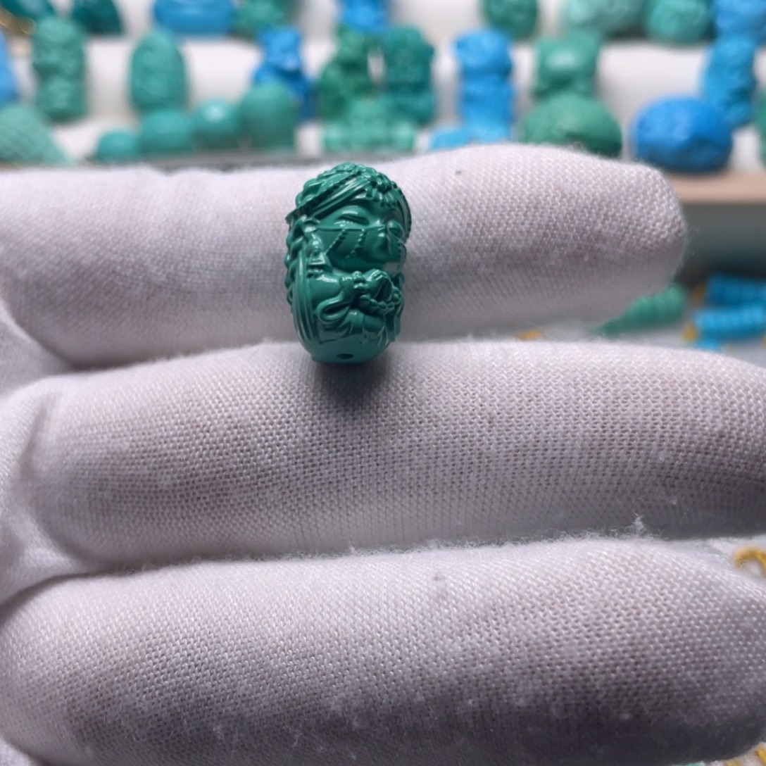 草****直径12的绿色扎基拉姆