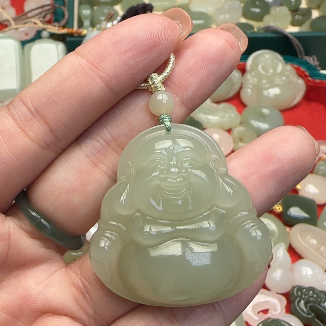 和田玉颈饰未镶嵌善***狠