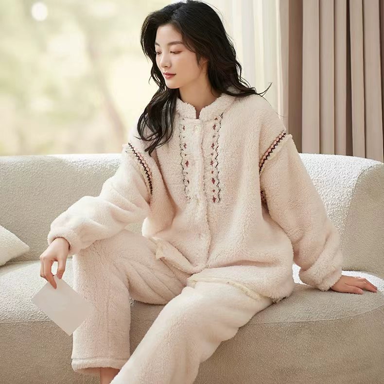 DTO冬季女士睡衣新款珊瑚绒高级感中国风加厚法兰绒居家服套装