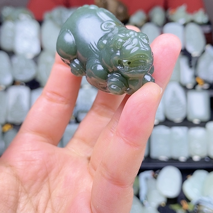 和田玉挂件未镶嵌