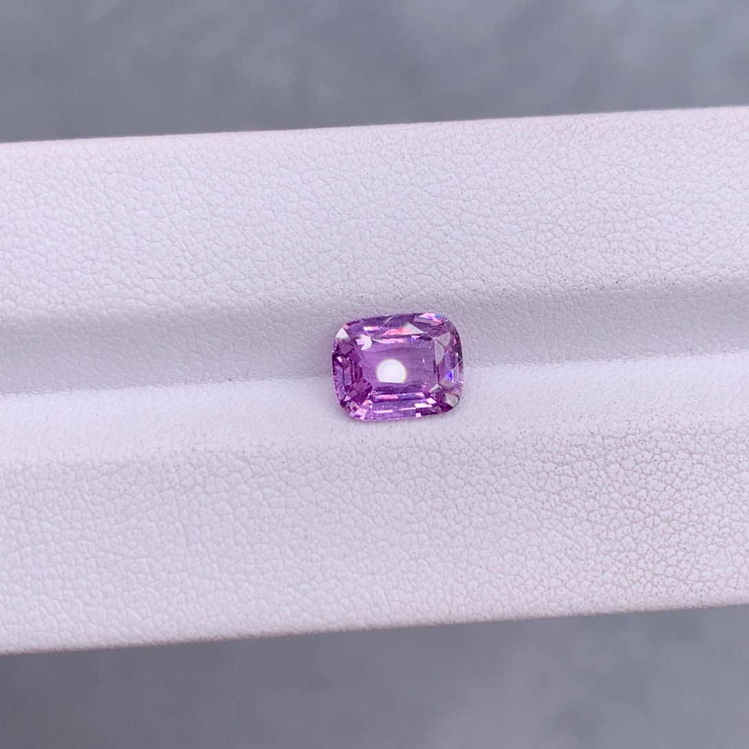 蓝宝石裸石2.02克拉无烧紫蓝宝