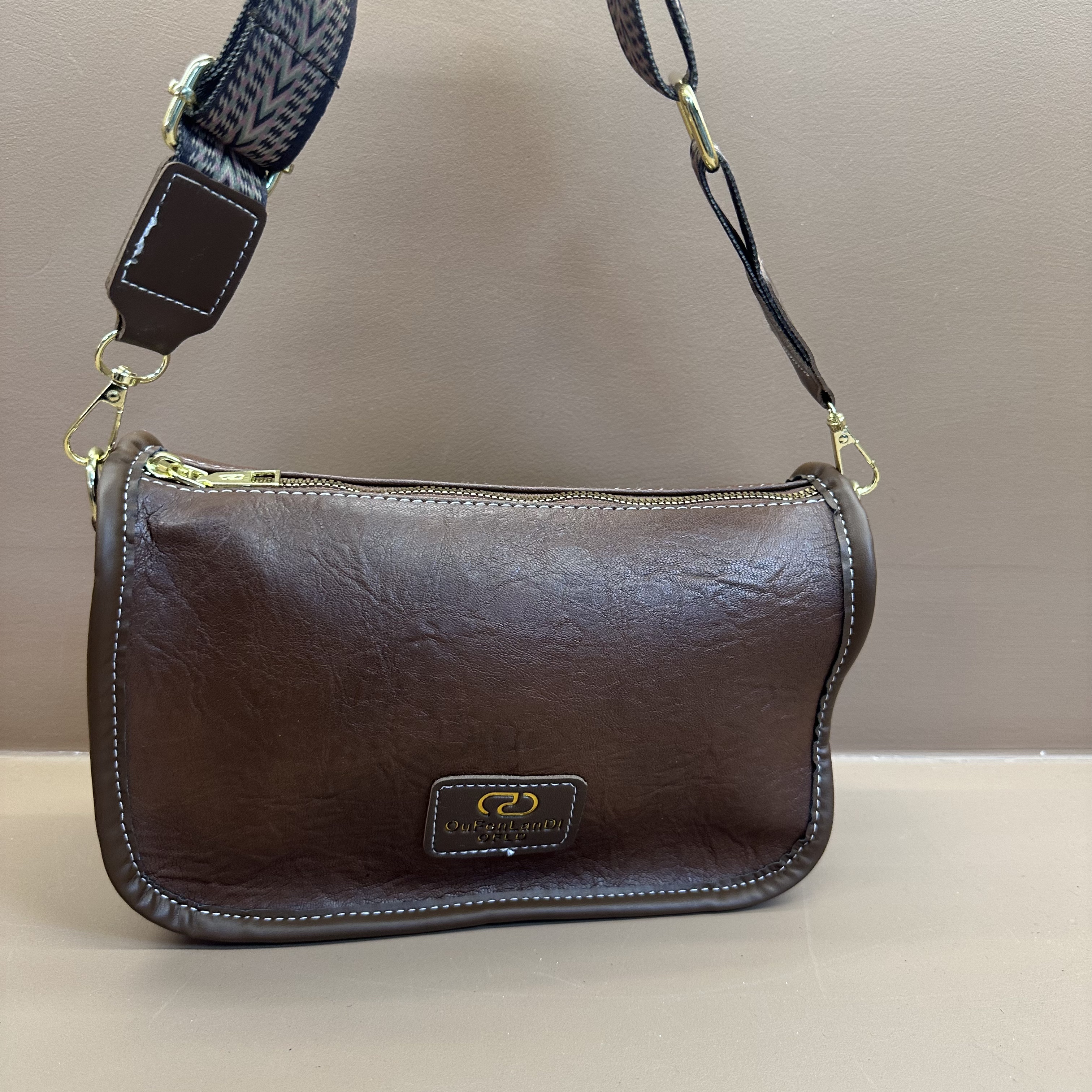 《糖糖福利》斑马水桶包单肩款斜挎包黑色斜跨包肩包复古