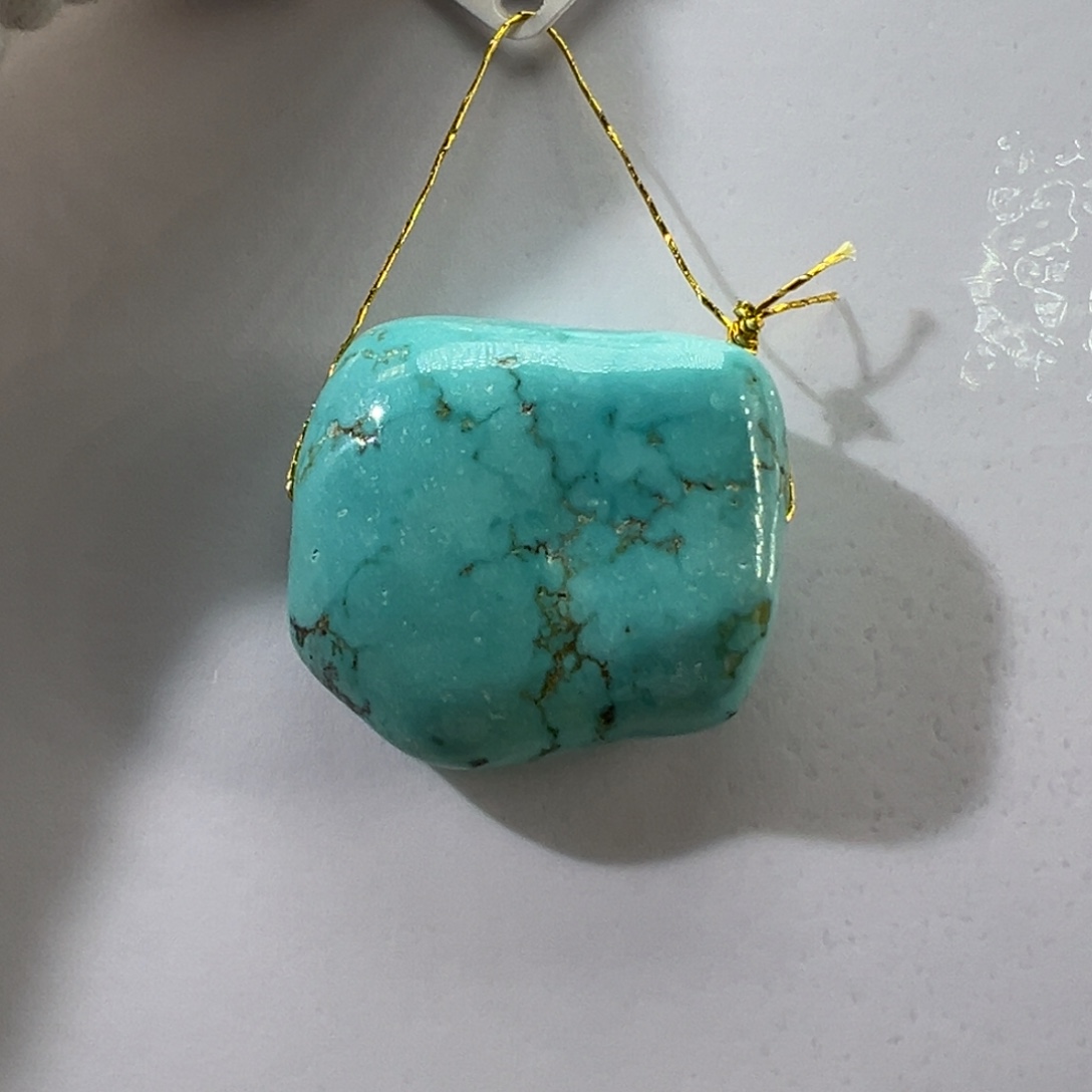 绿松石未镶嵌挂件