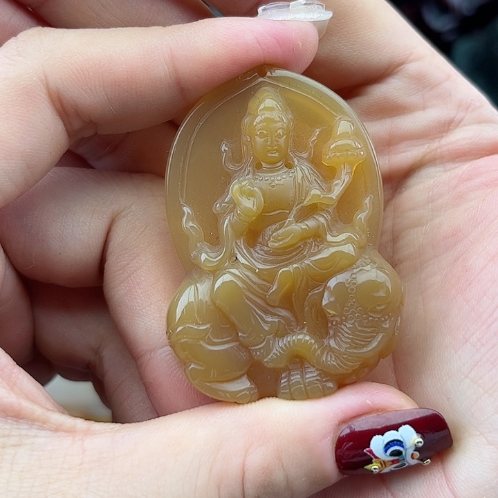 玛瑙手饰未镶嵌高**O