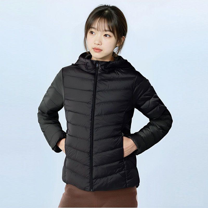 轻薄羽绒服女款2025秋冬新款连帽显瘦爆款简约时尚洋气保暖外套女