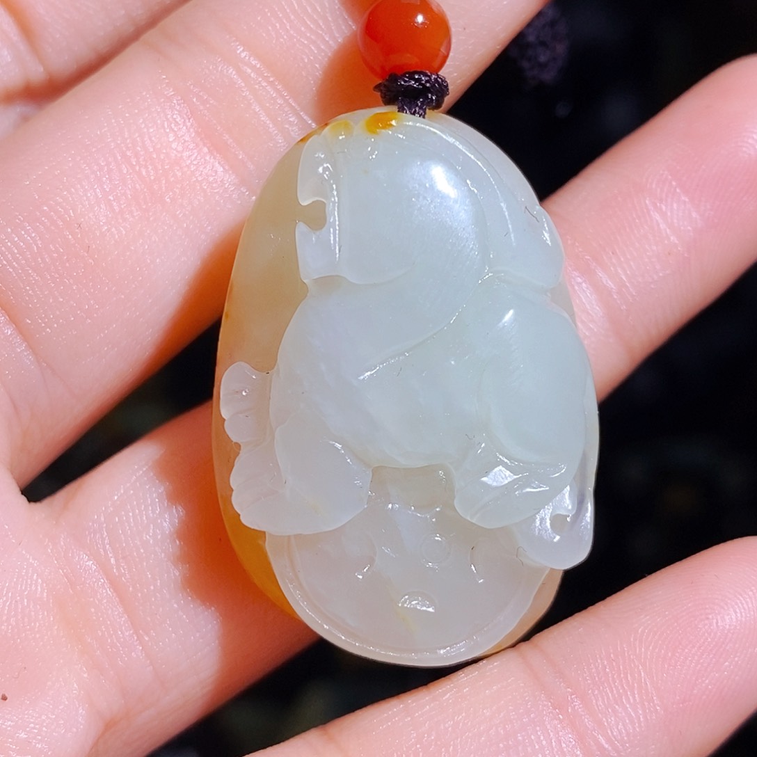 和田玉颈饰未镶嵌