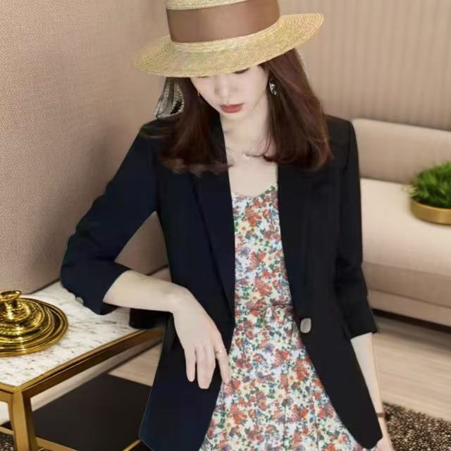 【美妹优选】新款时尚百搭女小西服短款女装西装休闲韩版气质修身