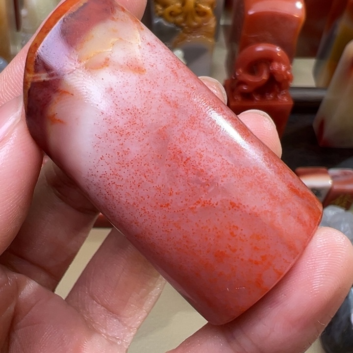 印石寿山石白底桃花