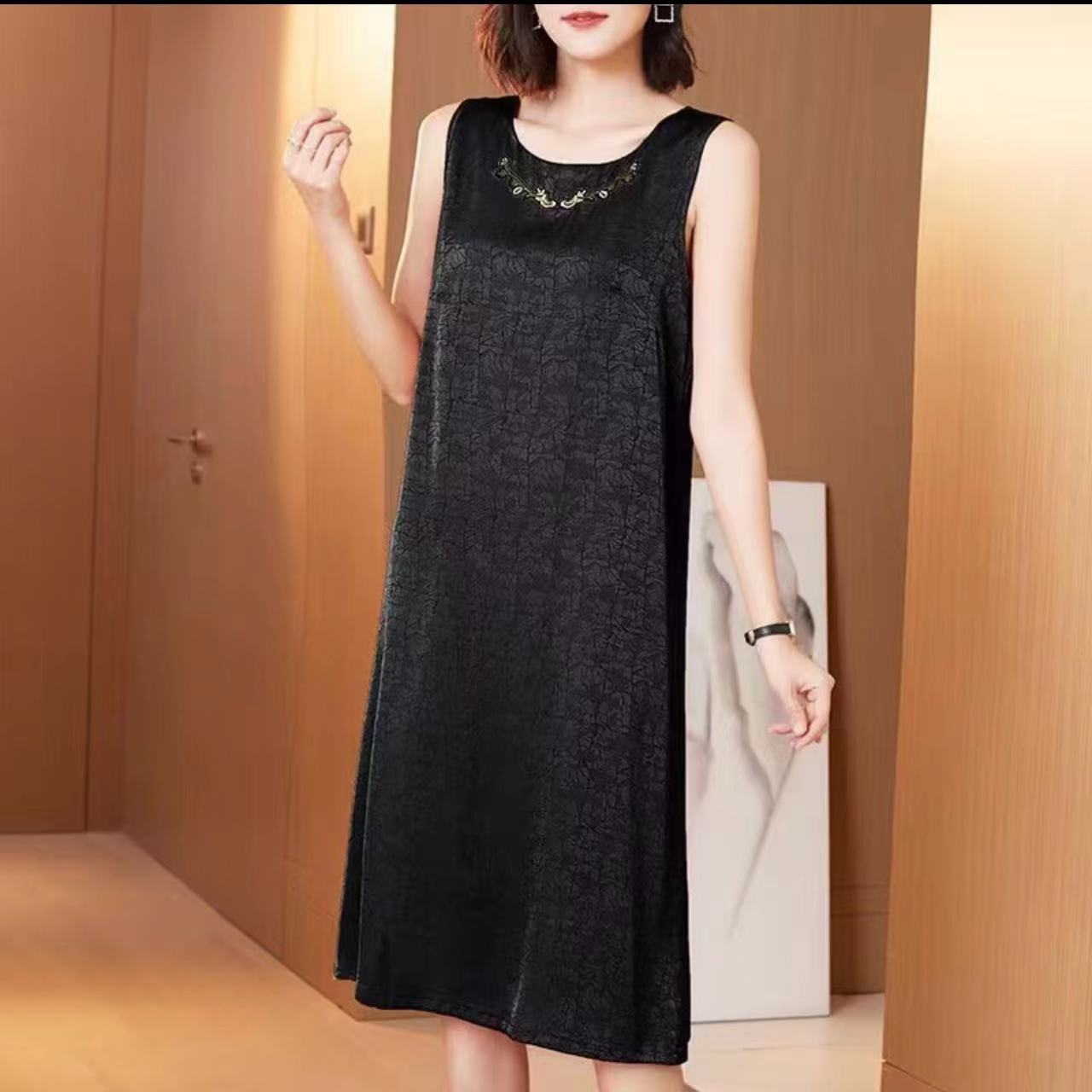 清重工刺绣龟裂纹背心裙0343