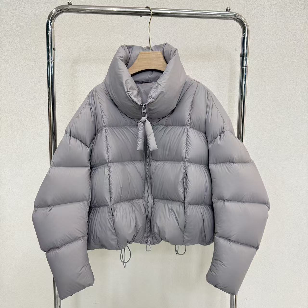 【熙薇品牌】 休闲设计师羽绒服Ad9051