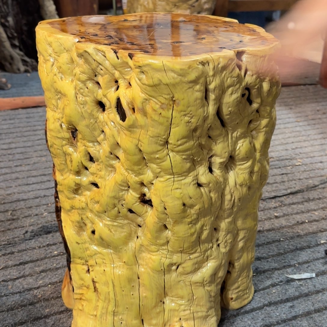 对***铺龙纹鸡心枣木手工艺品 