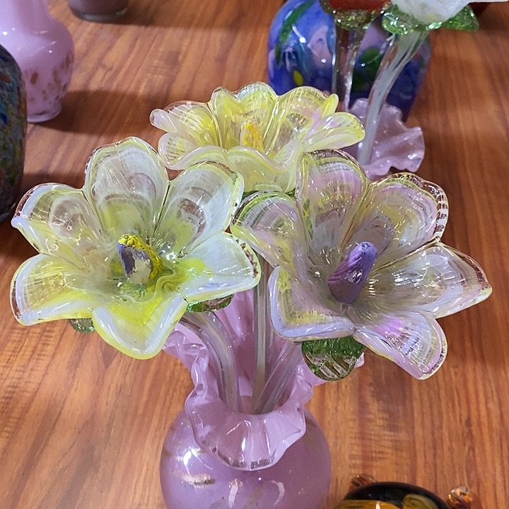 百合花高45厘米宽10厘米
