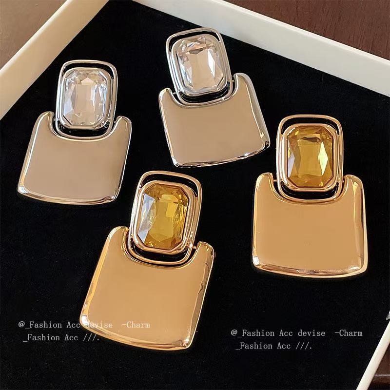 yuanzikou/媛姿蔻 铜合金耳饰 YZK-H19 时尚气质百搭轻奢耳环