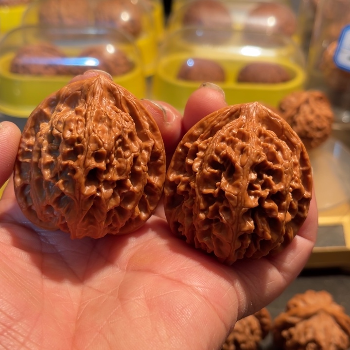 文玩核桃把件龙尊44